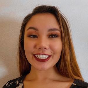 Meet your Posher, Holly